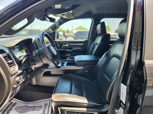 Used 2023 RAM 1500 Laramie AWD/4WD image 23