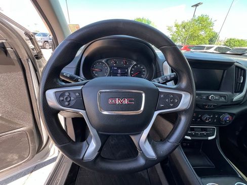 Used 2022 GMC Terrain SLE AWD/4WD image 35
