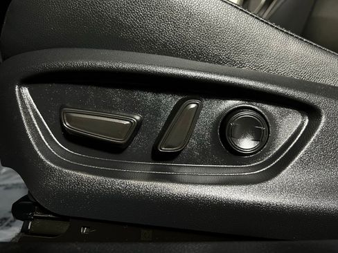 Certified 2025 Toyota Camry SE image 14