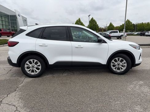 Used 2025 Ford Escape Active FWD image 8
