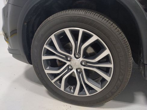 Used 2018 Mitsubishi Outlander Sport SE image 31