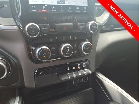 Used 2022 RAM 1500 Big Horn AWD/4WD image 29