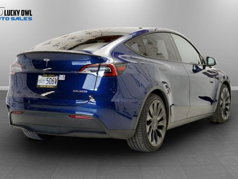 Used 2022 Tesla Model Y Performance AWD/4WD image 4