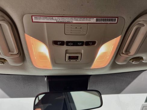 Used 2020 Toyota Corolla LE FWD image 21
