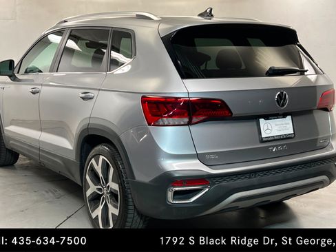Used 2023 Volkswagen Taos SEL AWD/4WD image 3