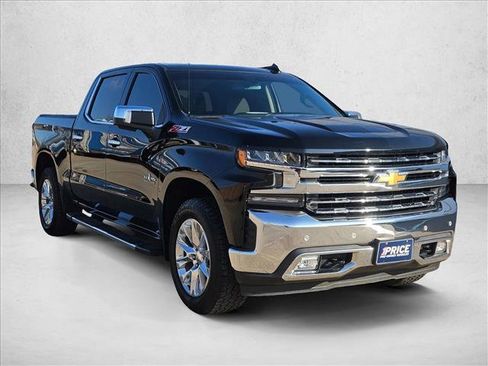 Used 2020 Chevrolet Silverado 1500 LTZ w/ LTZ Texas Edition image 3