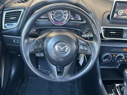 Used 2016 MAZDA MAZDA3 i Sport FWD image 14