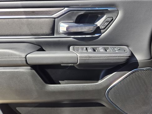 New 2026 RAM 1500 Laramie AWD/4WD image 18