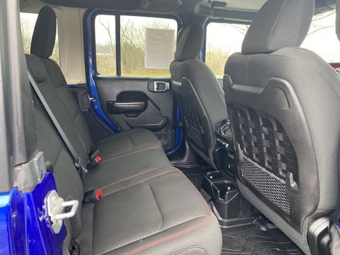 Used 2019 Jeep Wrangler Unlimited Rubicon image 14