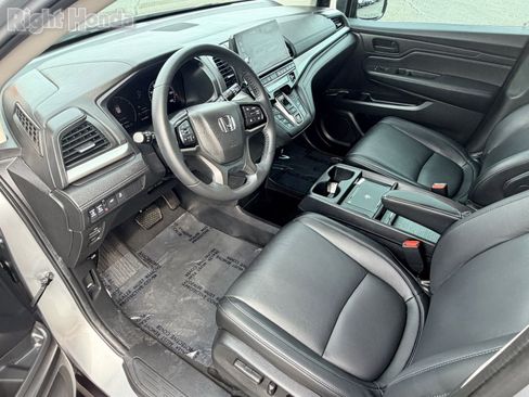 Certified 2025 Honda Odyssey EX-L image 16