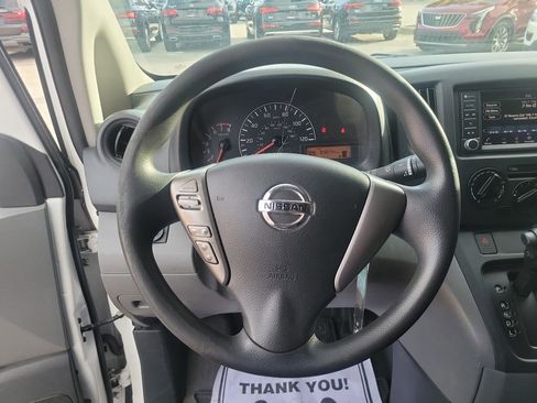 Used 2020 Nissan NV200 S FWD image 22