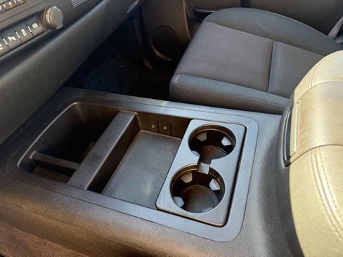 Used 2014 Chevrolet Silverado 2500 LT w/ Interior Plus Package image 12