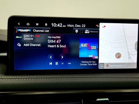 Used 2024 Genesis G70 2.5T w/ Sport Prestige Package image 18