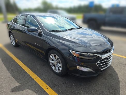Used 2023 Chevrolet Malibu LT w/ Driver Confidence Package FWD image 3