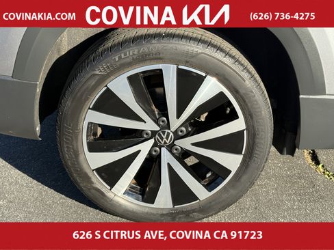 Used 2023 Volkswagen Taos SE image 10