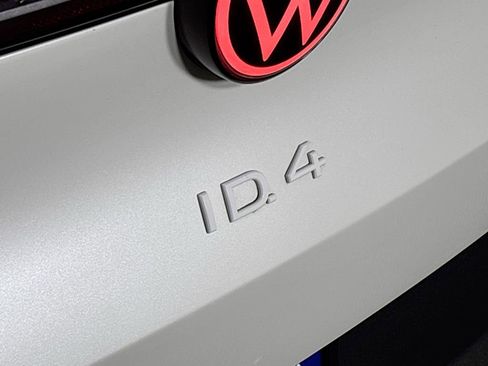 Certified 2025 Volkswagen ID.4 Pro S Plus AWD/4WD image 25