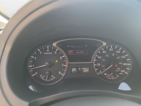 Used 2013 Nissan Altima 2.5 SV FWD image 14