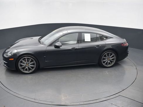 Used 2018 Porsche Panamera 4S AWD/4WD image 39