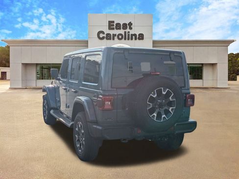 New 2026 Jeep Wrangler Unlimited Sahara AWD/4WD image 5