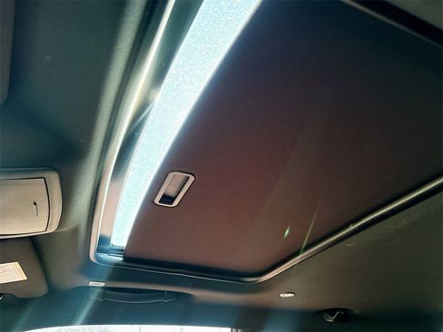 Used 2023 Dodge Challenger R/T Scat Pack image 21