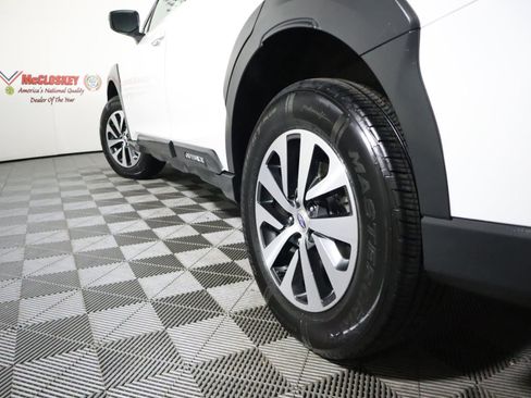 Used 2023 Subaru Outback Premium image 26