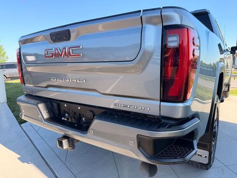 Used 2024 GMC Sierra 3500 Denali w/ Denali Reserve Package AWD/4WD image 33