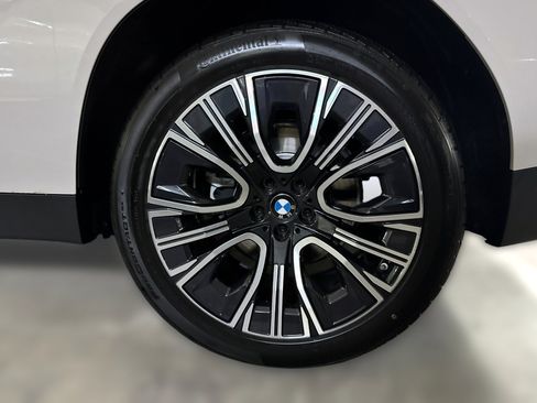 New 2026 BMW X3 xDrive30i w/ Premium Package AWD/4WD image 12