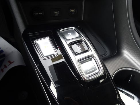 Used 2023 Hyundai Sonata SEL image 16