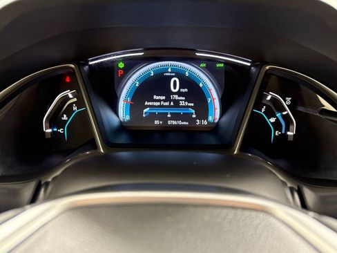 Used 2018 Honda Civic Touring image 14