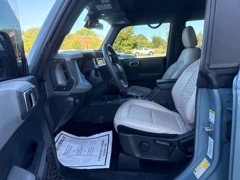 Used 2022 Ford Bronco 4-Door AWD/4WD image 15