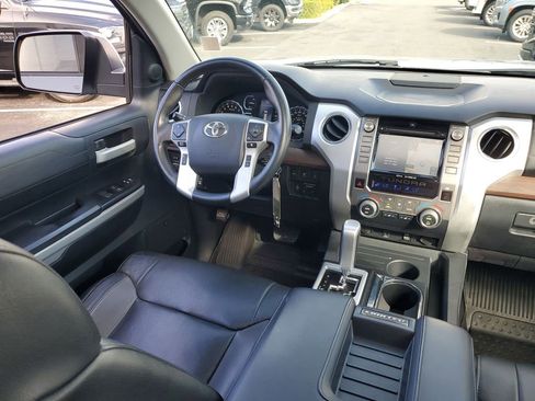 Used 2019 Toyota Tundra Limited w/ Limited Premium Package image 10
