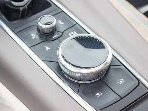 Used 2023 Cadillac Escalade ESV Premium Luxury Platinum w/ LPO, Radiant Package image 37