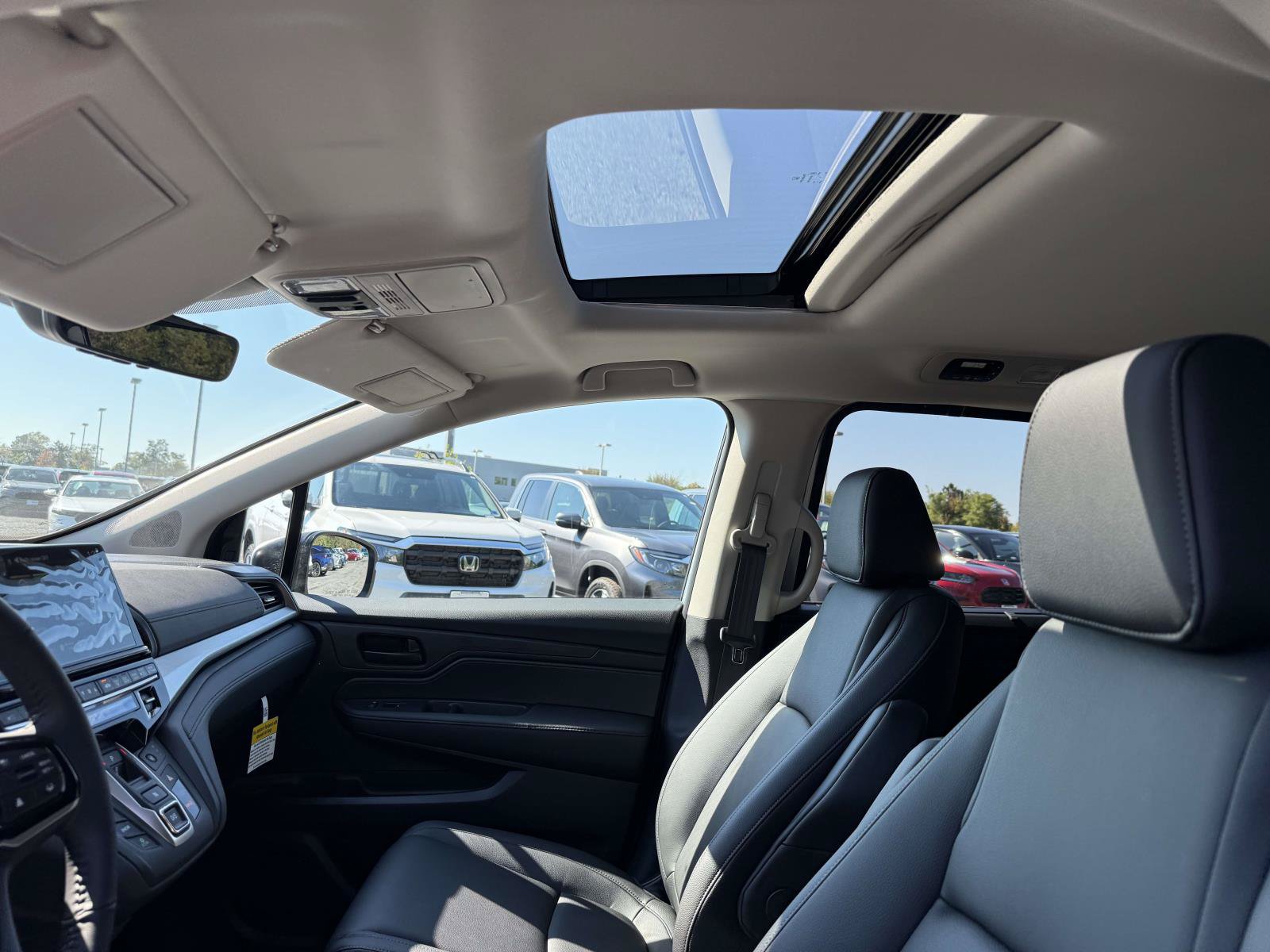 New 2027 Honda Odyssey EX-L image 15