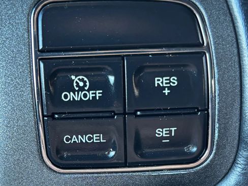 Used 2017 Jeep Wrangler Sport image 11