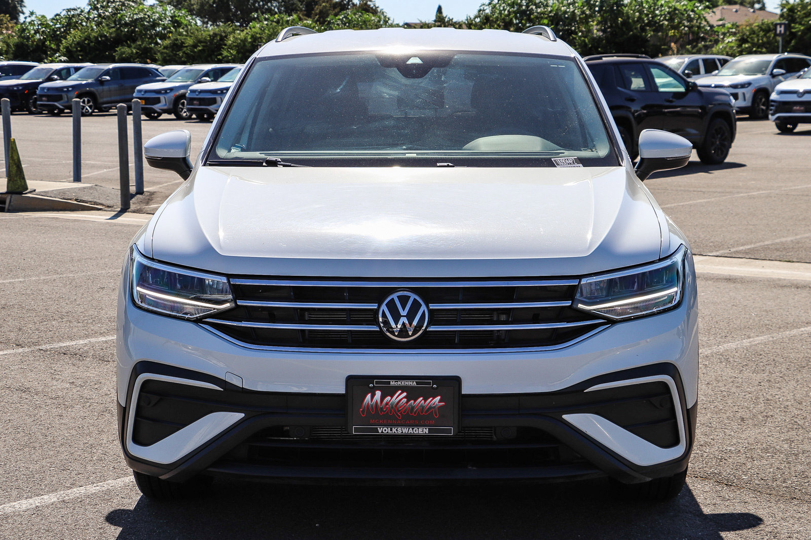 Used 2024 Volkswagen Tiguan S FWD image 2