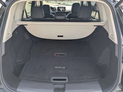 Certified 2023 Nissan Rogue SL w/ SL Premium Package FWD image 16