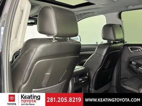 Used 2016 GMC Yukon XL Denali w/ Open Road Package image 16