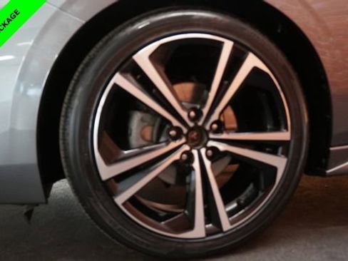 Certified 2023 Nissan Sentra SR w/ SR Premium Package image 73