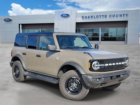 New 2026 Ford Bronco Outer Banks AWD/4WD image 1