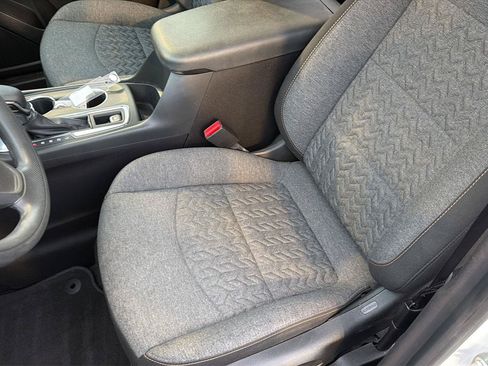 Used 2023 Chevrolet Equinox LT w/ LPO, Cargo Package FWD image 28
