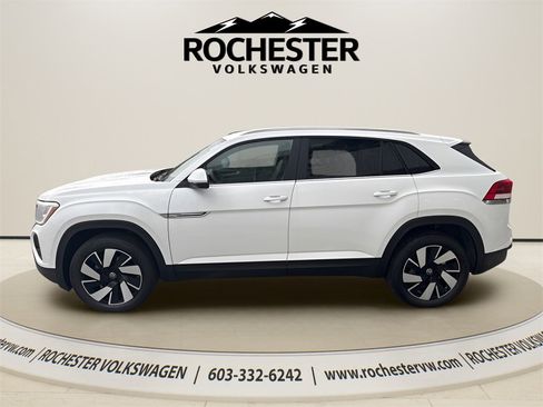 New 2026 Volkswagen Atlas Cross Sport SE image 4