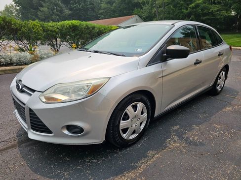 Used 2014 Ford Focus S FWD image 3