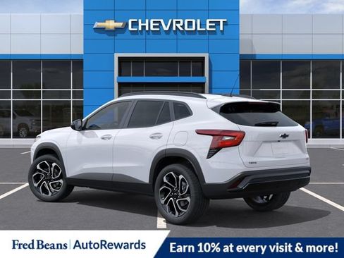 New 2026 Chevrolet Trax RS w/ Driver Confidence Package FWD image 3