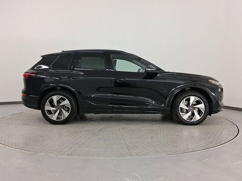 Used 2025 Audi Q6 e-tron Premium Plus w/ Premium Plus image 8