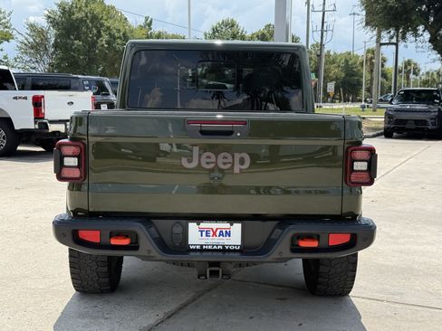 Used 2023 Jeep Gladiator Mojave w/ LED Lighting Group AWD/4WD image 7