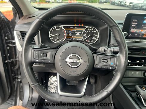 Used 2023 Nissan Rogue SV w/ SV Premium B Package AWD/4WD image 13