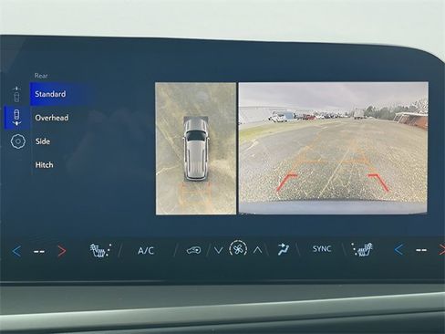 New 2026 Chevrolet Traverse LT w/ Enhanced Driving Package image 27