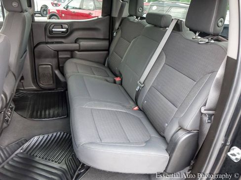Used 2021 Chevrolet Silverado 1500 LT AWD/4WD image 11