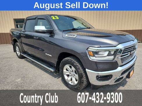 Used 2023 RAM 1500 Laramie AWD/4WD image 2