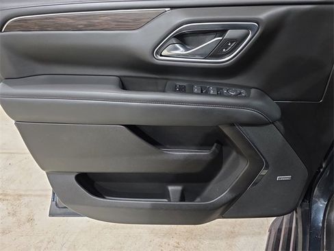 Used 2021 Chevrolet Tahoe LT w/ Rear Media and Nav Package image 13